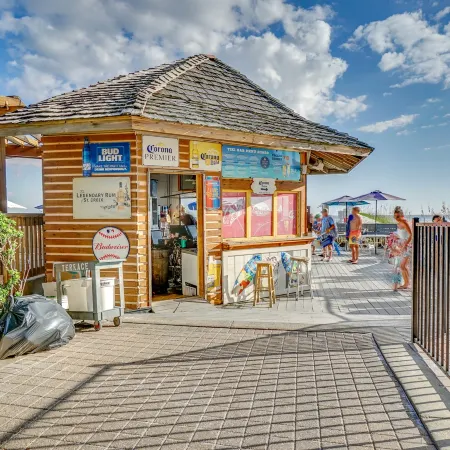 Pelican Beach 1501