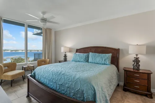 Rooftop Deck with Stunning Beach and Bay Views - Elegant Penthouse Oasis