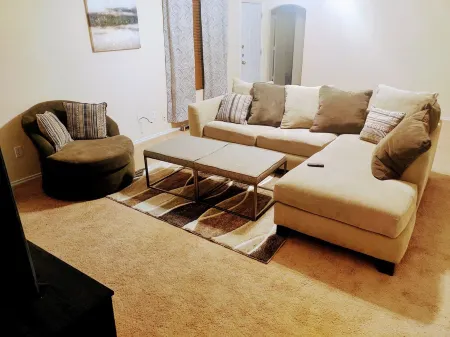 Texas 2 Step A wonderful 3 bedroom, home away from home.