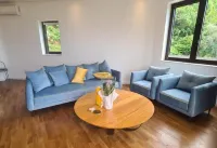 Regina's Residence-One Bedroom Apartment Hotels in Przno