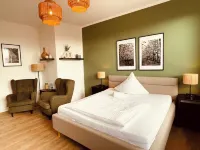 Fährhaus Kirschenland Hotels in Jork