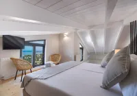 Halcyon Deluxe Maisonettes Sea View Hotels in Frini