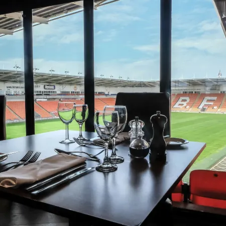 Blackpool Fc Hotel, Radisson Individuals
