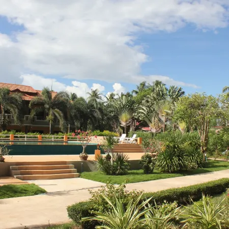 D.R. Lanta Bay Resort Отели рядом с достопримечательностью «Залив Кантьянг»