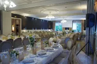 Chateau du Clos de la Ribaudiere Hotels in Шассней-дю-Пуату