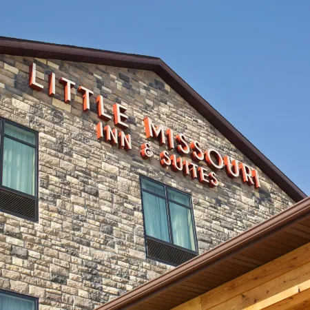 Little Missouri Inn & Suites New Town