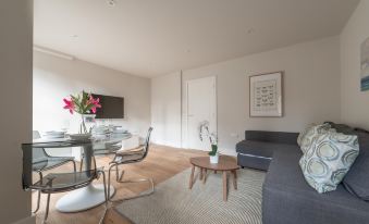 Hampden Apartments - the Diana