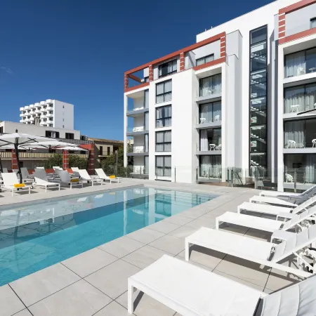 Kyrat Amarac Suites