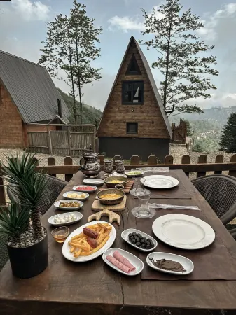 Dora Suit Bungalov Отели в г. Yukari Durak Koyu