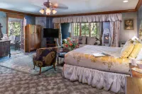 Angel at Rose Hall Hotels in Eureka Springs