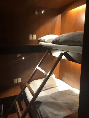 Onkel Inn Airport Sleepbox Hotel a El Alto