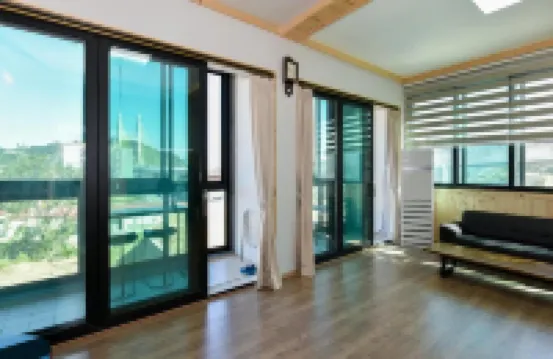 Yeosu Chunghong Pension