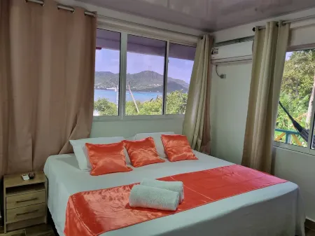 Shell Sea B & B Отели в г. Провиденсия