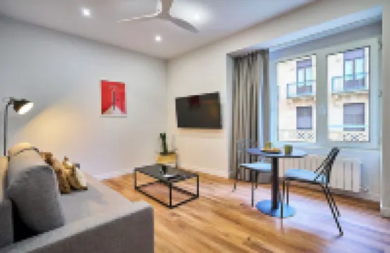 Apartamentos Esperanza by gaiarooms