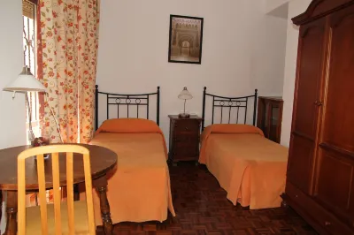 Pension Catedral Hôtels à : Metropolitan Area of Seville