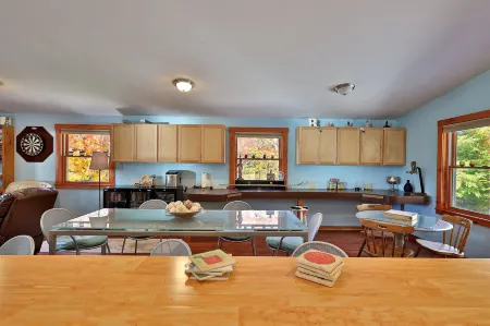 Winding Way Chalet 3 Bedroom Home Отели в г. Читтенден