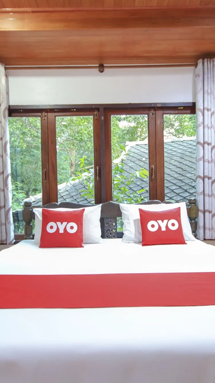 ห้องพรีเมียร์ เตียงใหญ่ 1 เตียง