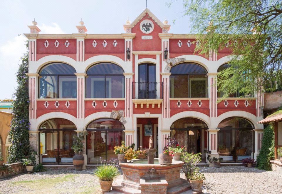 hotel overview picture