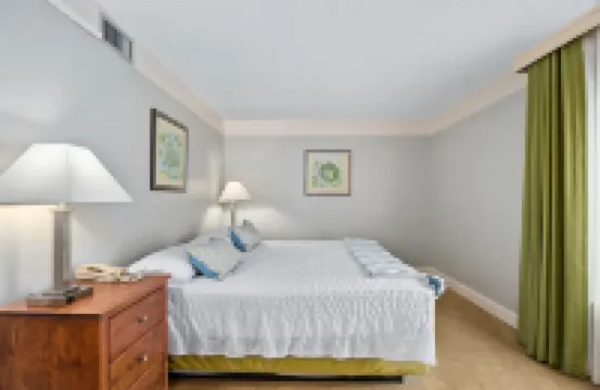 Top Floor Master Suite Bay View