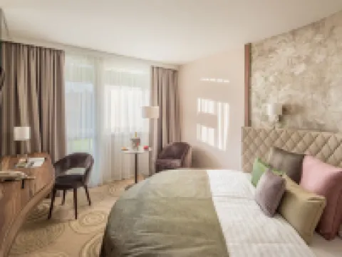 Hotel Carbona Thermal Spa Hotels in Heviz