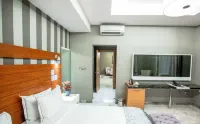Charleson Luxury Hotel - Gym