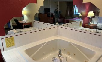 Express Inn & Suites