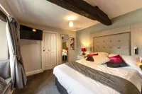 Maypole Inn Hotels in Settle