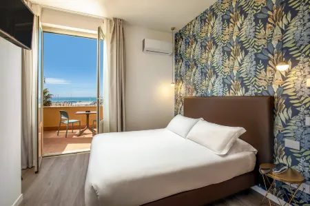 Hotel la Scaletta Отели рядом со станцией Ferrovia Roma-Ostia-Lido