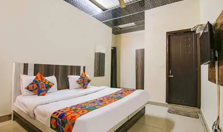 Via HC King Отели рядом с достопримечательностью «NCS»