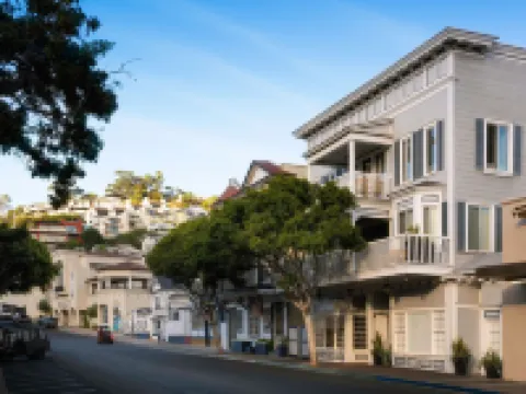 Catalina Island Inn Hotels in Avalon