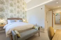 The Inn West End Hotels in Bagshot