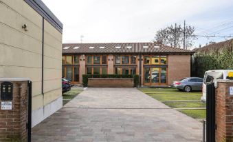 Casa Fiera Few Steps from the Centre with Car-Park