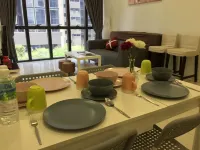 Charming Suite & Sunway and Petaling Jaya Hotels in Petaling Jaya