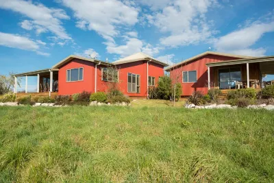 Eden's Edge Lodge Hotels in 