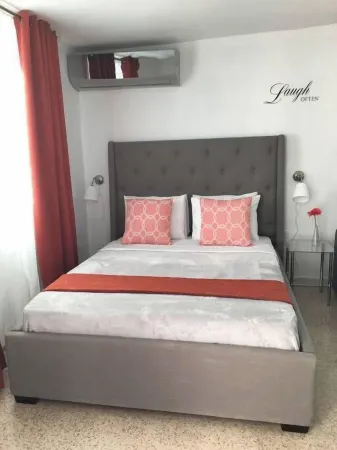 Chandelier 302 Отели в г. Понсе