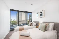 2Br Luxury Skytower -CBD -Pool -Gym -Netflix