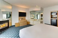 Parkshore Resort