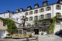 Logis Hôtel des Deux Forts Отели в г. Арбуа
