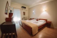 Hotel King Pyrros