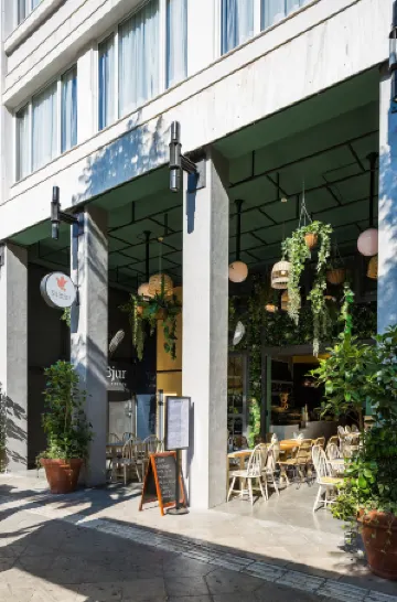 St. Bjur Suites Отели рядом со станцией Железнодорожная станция Монастираки