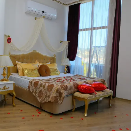 Huri & Nuri Hotel