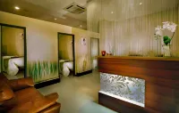 อาทริอา เรสซิเดนซ์ส์ กาดิง เสริโพง - ที่มีสปา