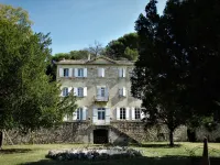 Chambre d'hôtes Château MontPlaisir Hotels near S.C.E.A Du Domaine Saint Vincent