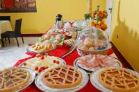 Diana Inn Accommodations - Desayuno