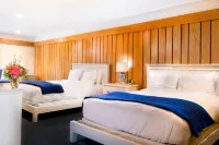 Leland Lodge Hotels in Leland