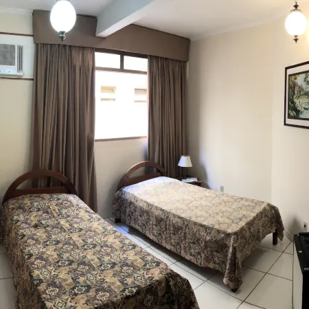 Fenícia Palace Hotel Отели в г. Бауру