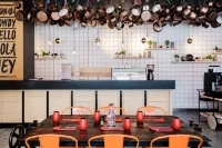 Hampton by Hilton Dubai Al Seef