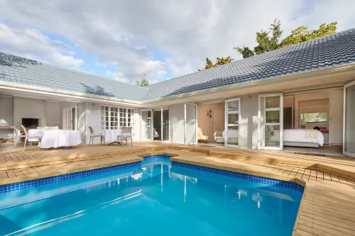 Outeniqua Inn Hotels in George Municipality