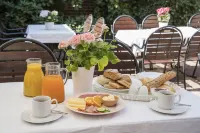 哈爾姆斯塔德船長港口旅館及旅舍