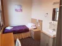 Bridge Guest House Hotel di 